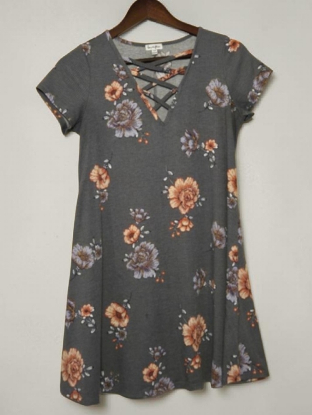 Women's Love Fire Gray Floral Ribbed Mini Dress SP - Picture 2 of 5
